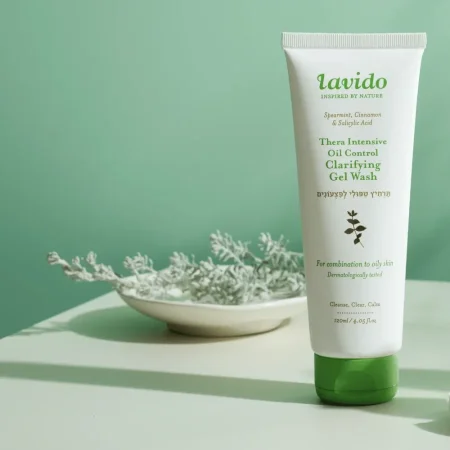 תרחיץ טיפולי לפצעונים غسول علاجي للحبوب