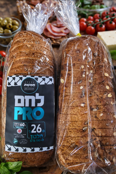 לחם pro خبز مقطع برو كل قطعه فيها 5 غرام بروتين و 48 كالوري